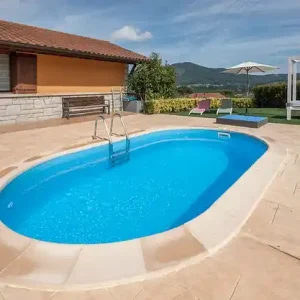 Piscine enterrée ovale acier - L.500xH.150xP.300cm GRE Offre Du Jour