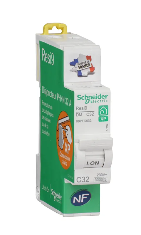 Acheter En Ligne Disjoncteur divisionnaire 32A courbe C 3kA peignable 1 pôle + neutre - Resi9 XP SCHNEIDER ELECTRIC