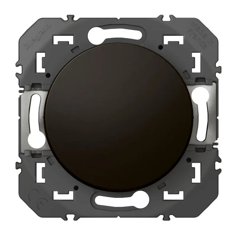 Vente Directe Poussoir 6 A noir Dooxie LEGRAND