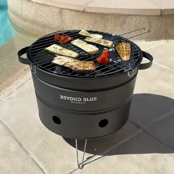 Mini Barbecue au Charbon de bois portable - Noir - Design pot de fleur BEYOND BLUE Seulement Aujourd'hui