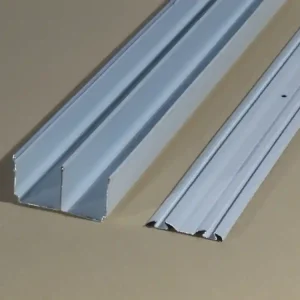 Super Prix Rails haut et bas blancs en acier pour porte de placard coulissante 240 cm OPTIMUM