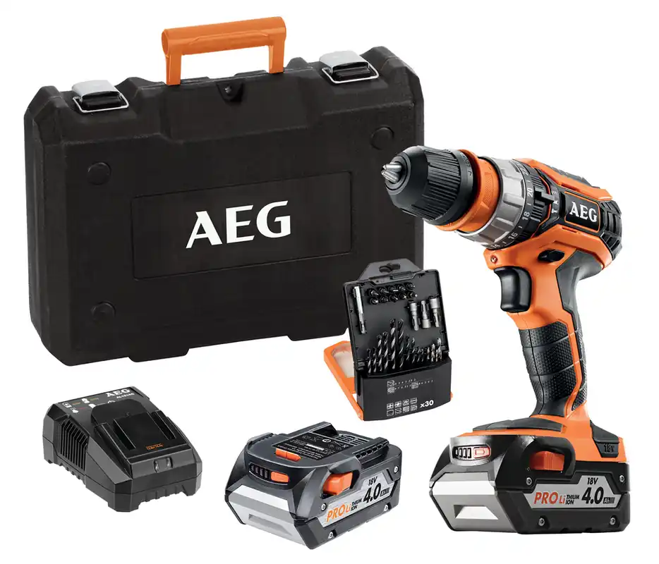 Perceuse visseuse à percussion sans fil 18 V avec 2 batteries + 30 accessoires BSB 18C2XLI-402CA AEG Prix Choc