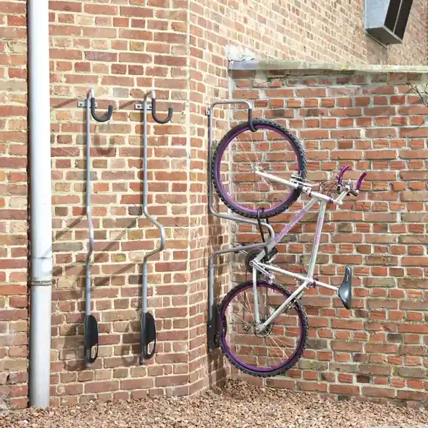 Range 1 vélo mural individuel antivol MOTTEZ Quantité Limitée