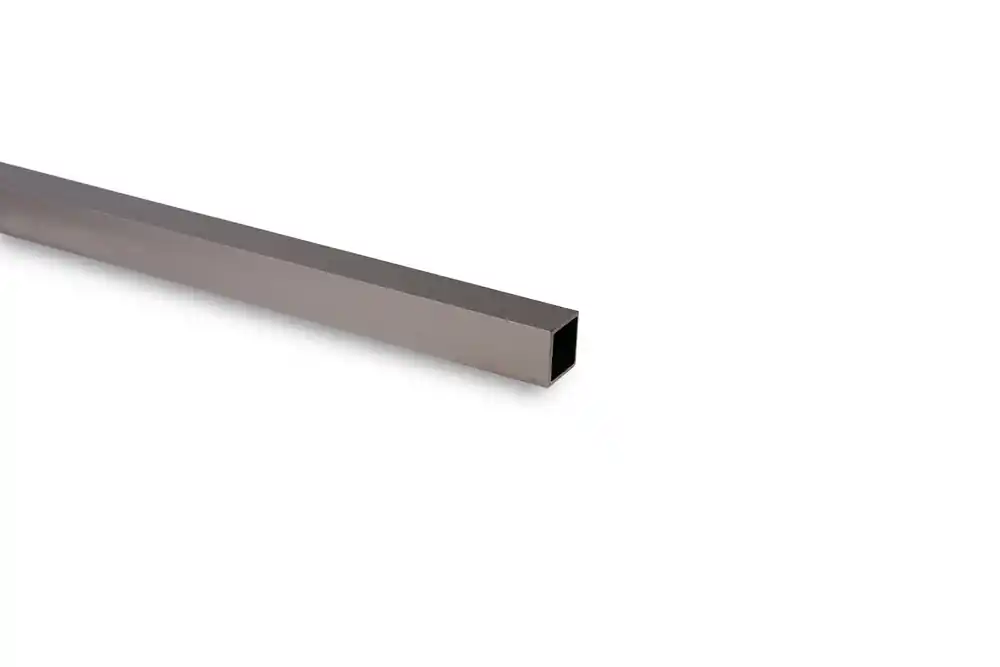 Offre Exclusive Tube carré aluminium brut 25 x 25 x 1,2 mm 2,50 m CQFD