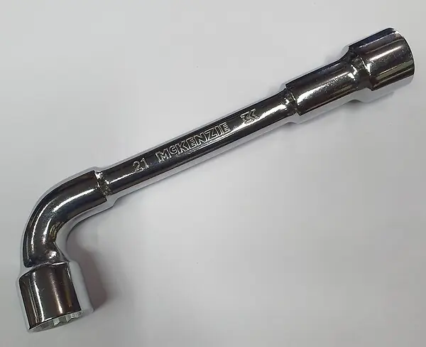 Offre Spéciale Clé pipe 6-12 pans - 21mm MC KENZIE