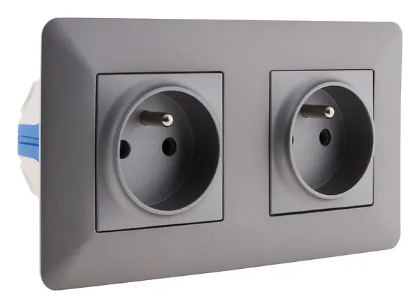 Double prise 2P+T EasyEject précâblée - Titanium - 16A ZENITECH Nouvel Arrivage
