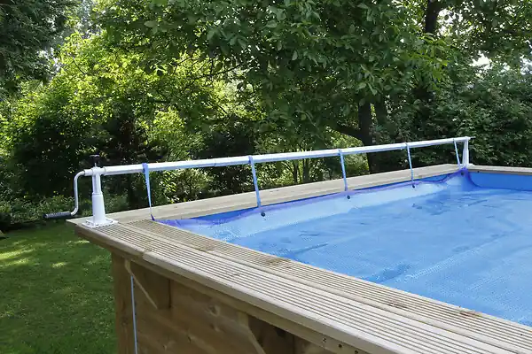 Prix Bas Enrouleur de bâche à bulles aluminium. longueur max 5.50m XTRA UBBINK PIS
